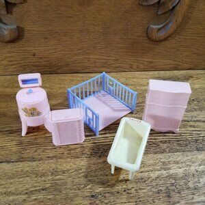 Vintage Renwal Dollhouse Nursery & Laundry Furniture Lot #6